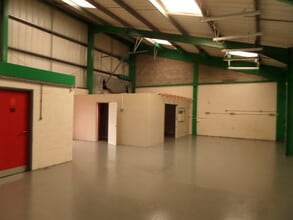 New St, Bridgend to rent Interior Photo- Image 2 of 3