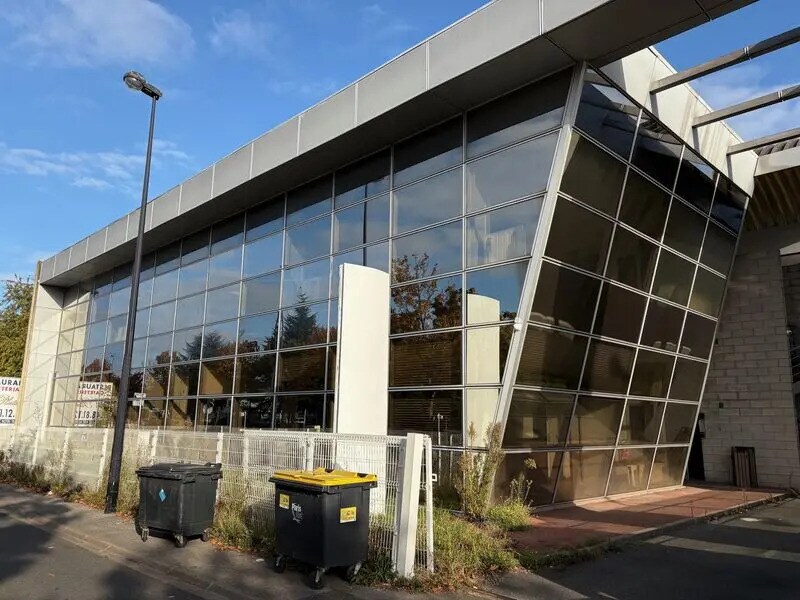 Office / Retail in Champigny-sur-Marne to rent Building Photo- Image 1 of 5
