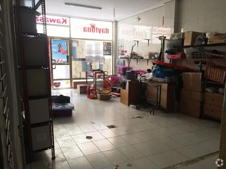 Retail in Cuenca, Cuenca to rent - Interior Photo - Image 1 of 1