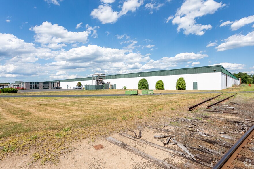 295 Ella Grasso Tpke, Windsor Locks 06096 Industrial for Rent