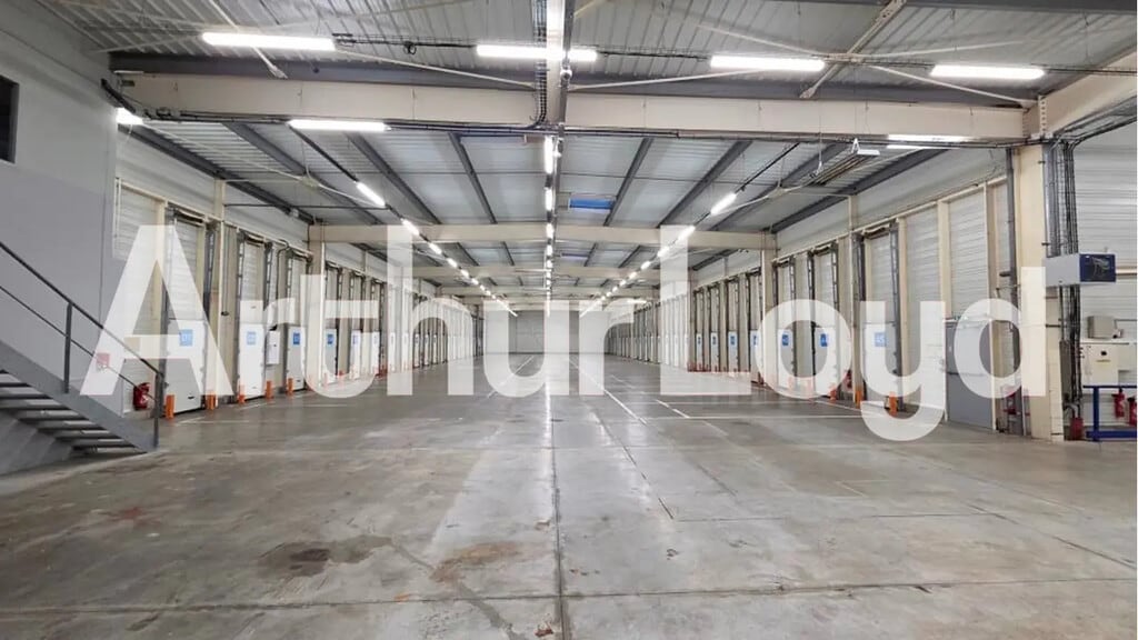 Vente Local d'activités 1 980 m² - Photo 1