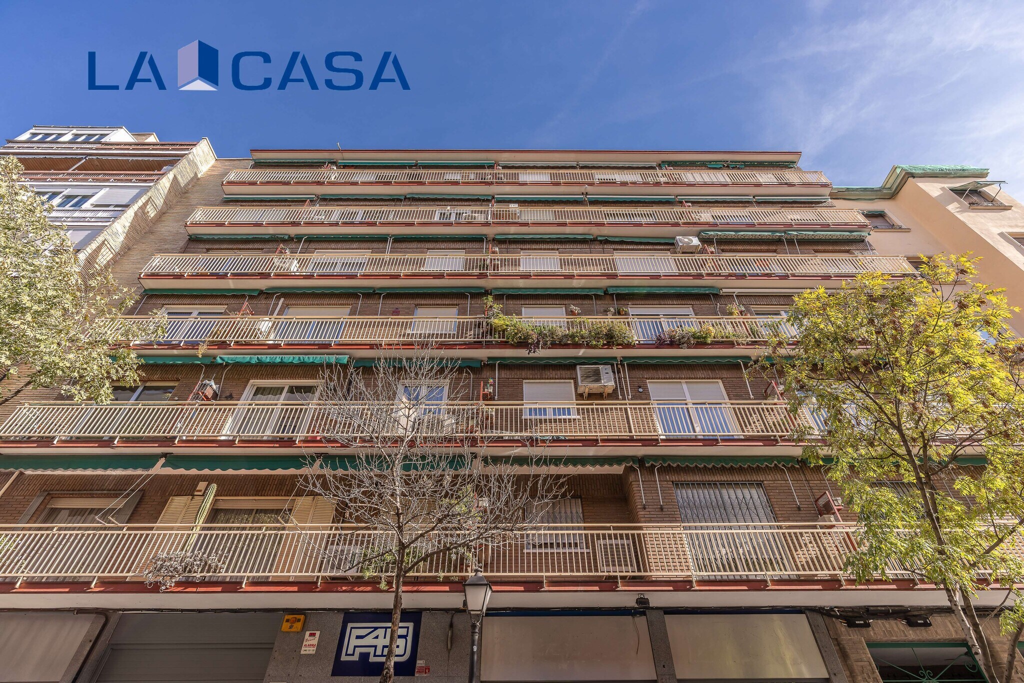 Build-to-Rent in Madrid, Madrid for sale Primary Photo- Image 1 of 4