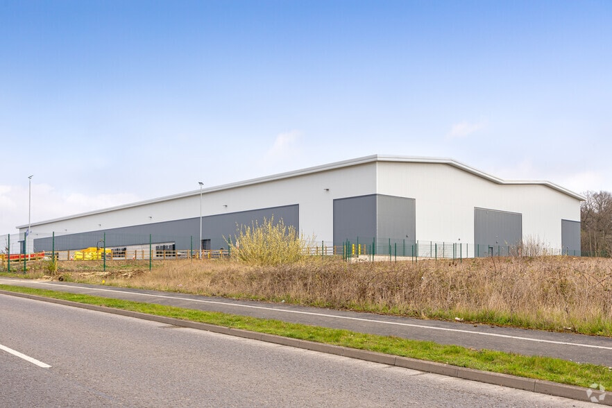 Somerby Way, Gainsborough to rent - Building Photo - Image 2 of 3