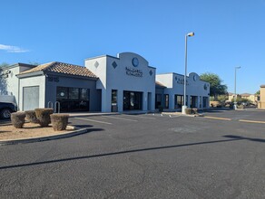 1915 E Chandler Blvd, Chandler, AZ for rent Building Photo- Image 1 of 20