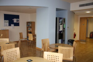 Crow Arch Ln, Ringwood to rent Interior Photo- Image 2 of 2