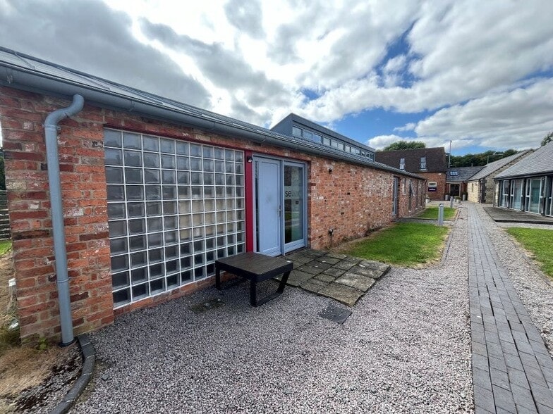 Banbury Rd, Ashorne to rent - Building Photo - Image 2 of 14