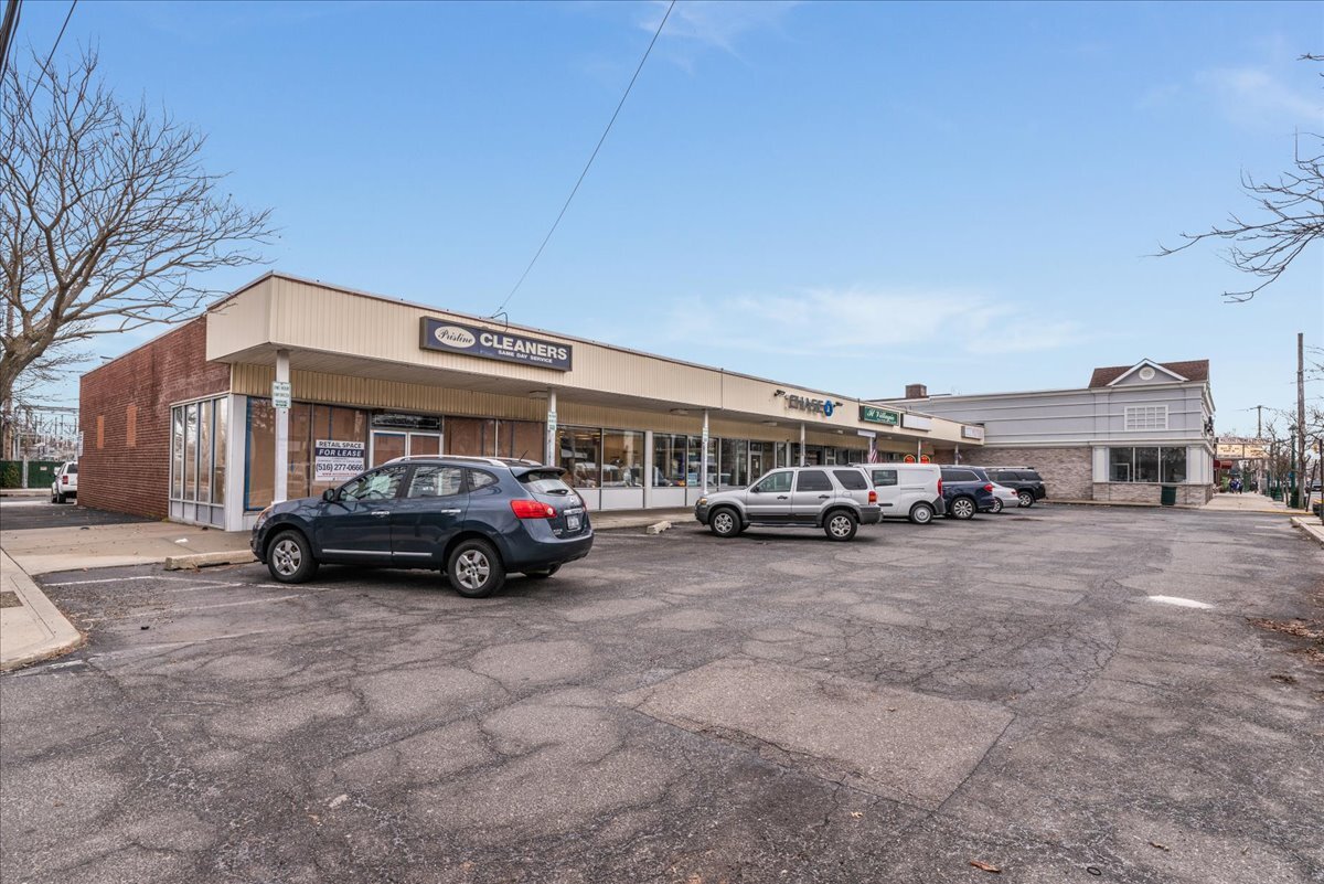 360374 Hempstead Ave, Malverne 11565 Retail for Rent