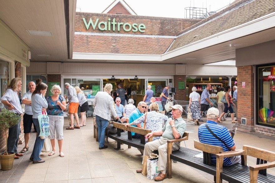 South St, Dorchester to rent - Building Photo - Image 2 of 4