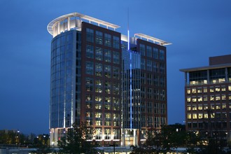 1850 Towers Crescent Plz, Vienna, VA for rent Primary Photo- Image 1 of 10