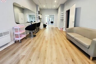 College St, Burnham On Sea to rent Interior Photo- Image 1 of 4