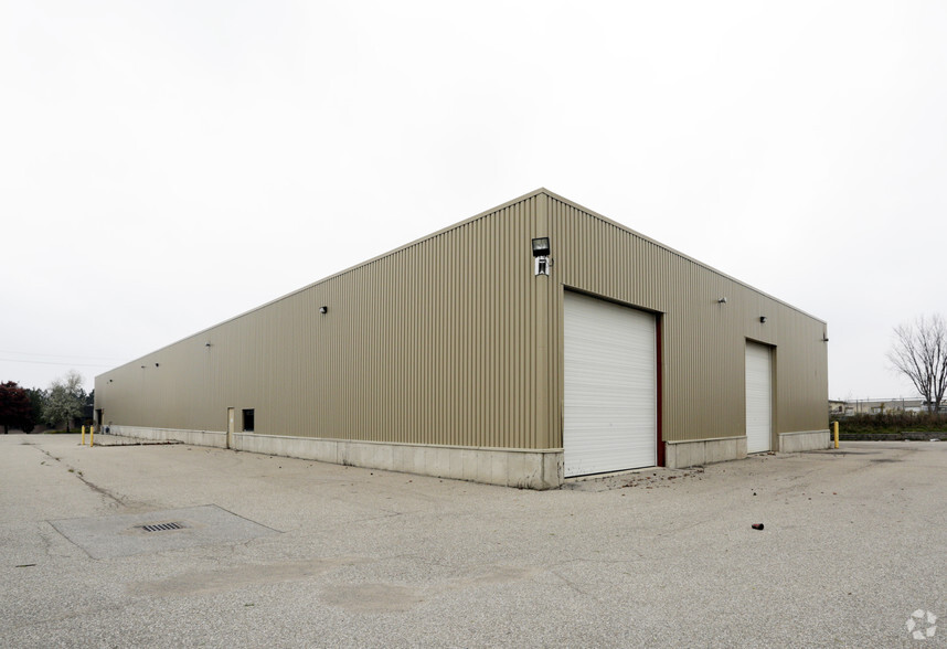 602 Colby Dr, Waterloo, ON for sale - Building Photo - Image 2 of 3