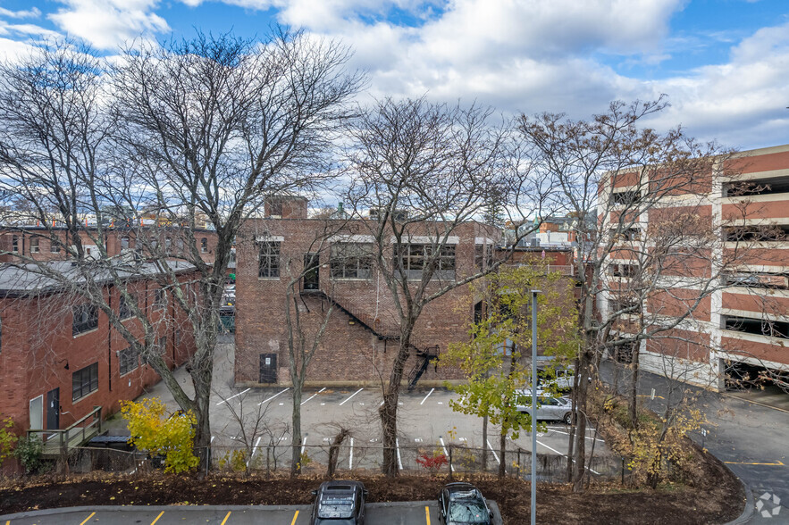 1 Brook St, Watertown, MA for rent - Building Photo - Image 2 of 4