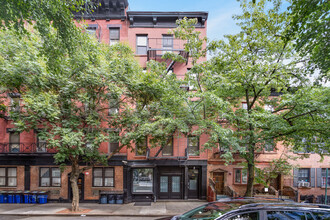 61 Sullivan St, New York, NY for rent Building Photo- Image 1 of 1