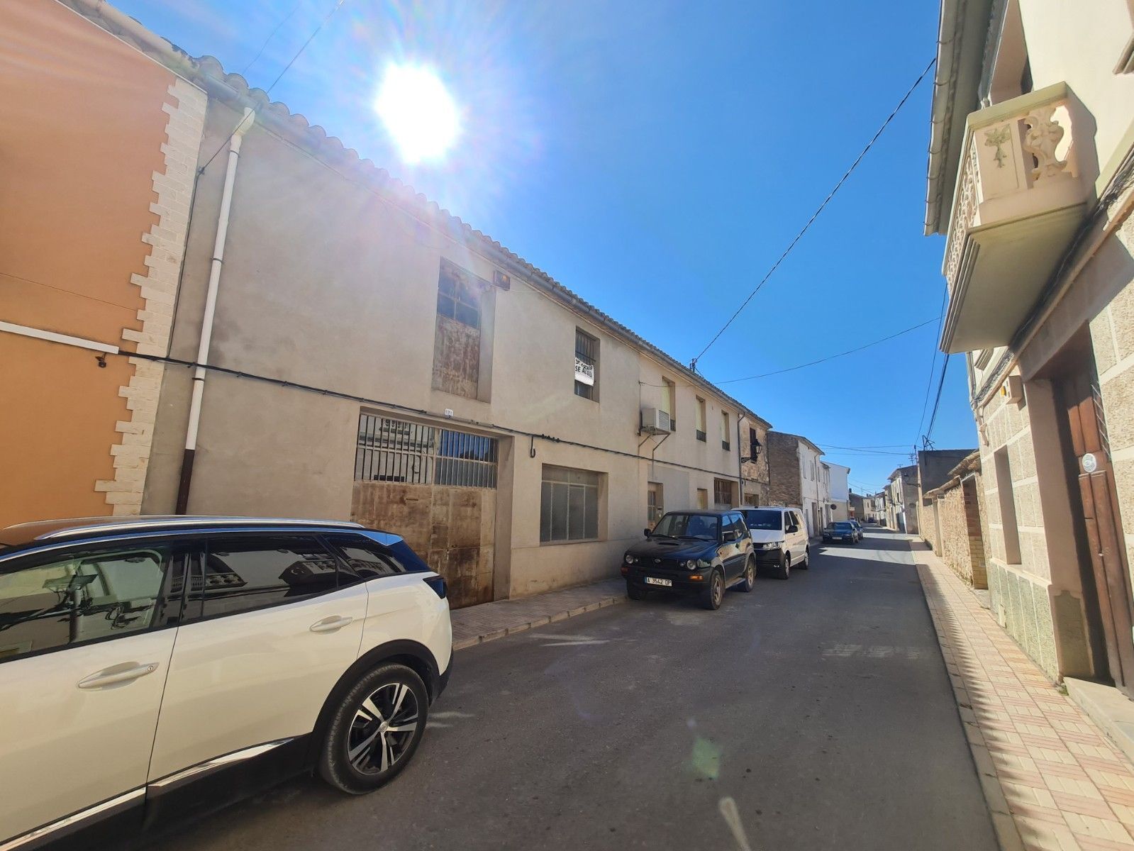 Retail in Alicante for sale Building Photo- Image 1 of 3