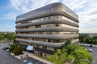 More details for 700 Dorval Dr, Oakville, ON - Office for Rent