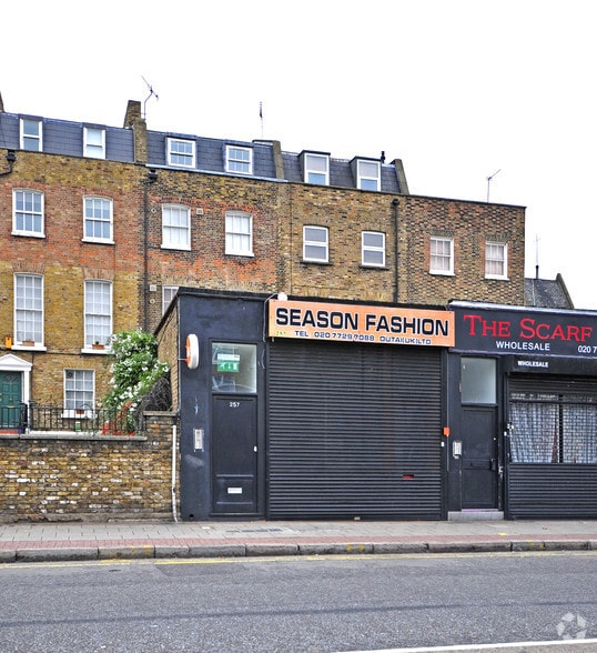 257 Hackney Rd, London to rent - Other - Image 2 of 22