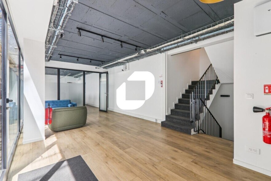 Office in Paris for sale - Building Photo - Image 3 of 22