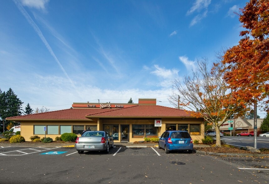 881-1001 SW Highland Dr, Gresham, OR for rent - Building Photo - Image 3 of 8