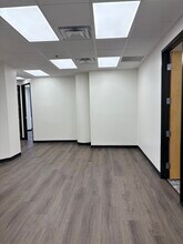 1400 E Southern Ave, Tempe, AZ to rent Interior Photo- Image 2 of 10