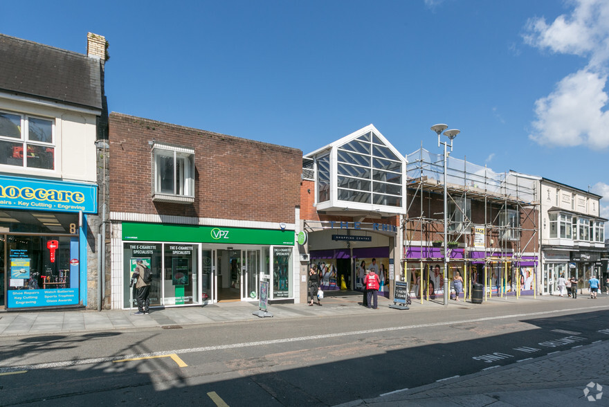 Nolton Arcade, Bridgend for rent - Primary Photo - Image 1 of 5