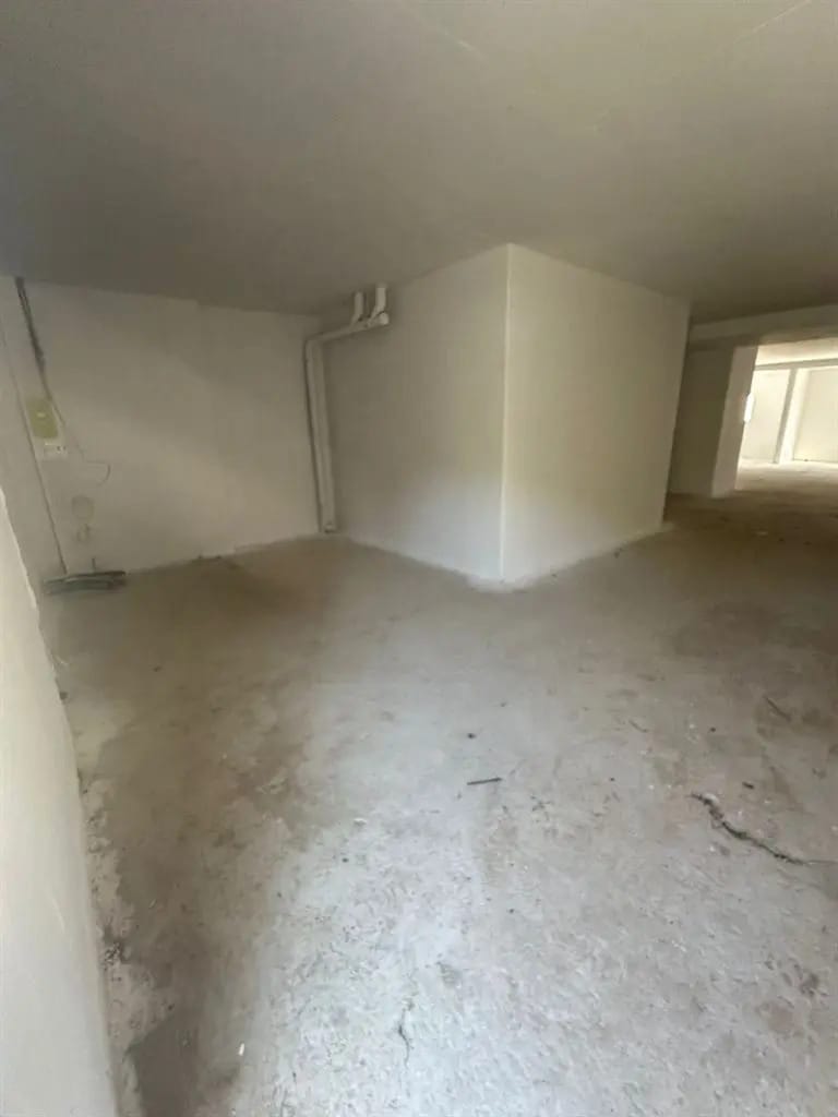 Retail in Fontenay-sous-Bois to rent Building Photo- Image 1 of 8