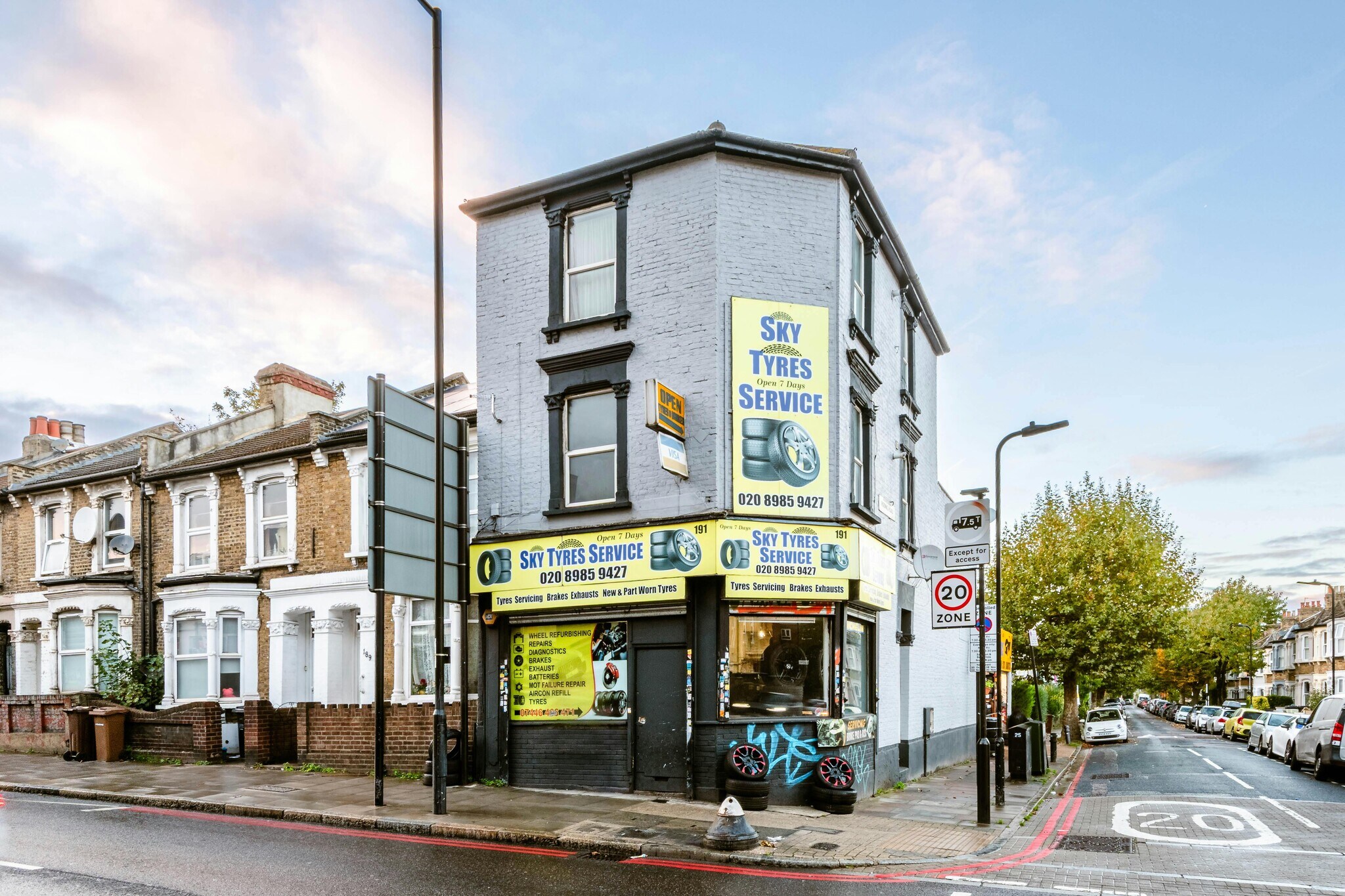 191 Homerton High St, London for sale Primary Photo- Image 1 of 18