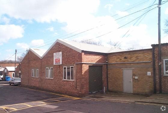 Church Rd, Romford to rent - Building Photo - Image 2 of 4