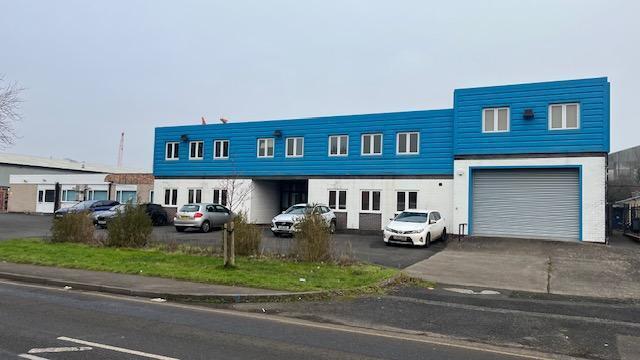 Masons Road Industrial Units portfolio of 2 properties for sale on LoopNet.co.uk Building Photo- Image 1 of 8