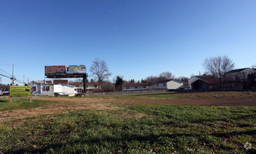 902 E Moler Ave, Martinsburg, WV for sale Primary Photo- Image 1 of 1