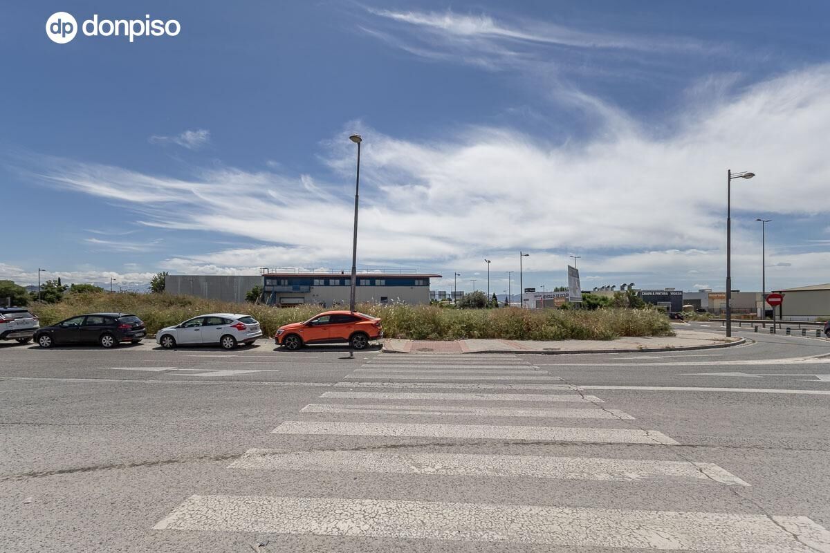 Carretera de Córdoba, 69, Granada, Granada for sale Primary Photo- Image 1 of 13