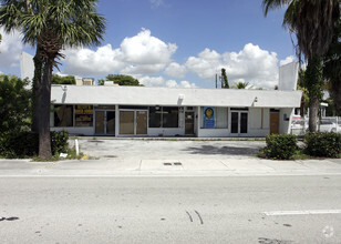 15120-15142 W Dixie Hwy, North Miami Beach, FL for sale Primary Photo- Image 1 of 1