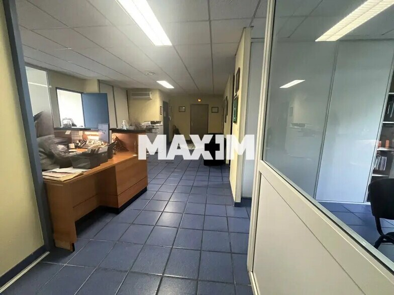 14 Rue Jean Giono, Dijon for sale - Interior Photo - Image 3 of 7