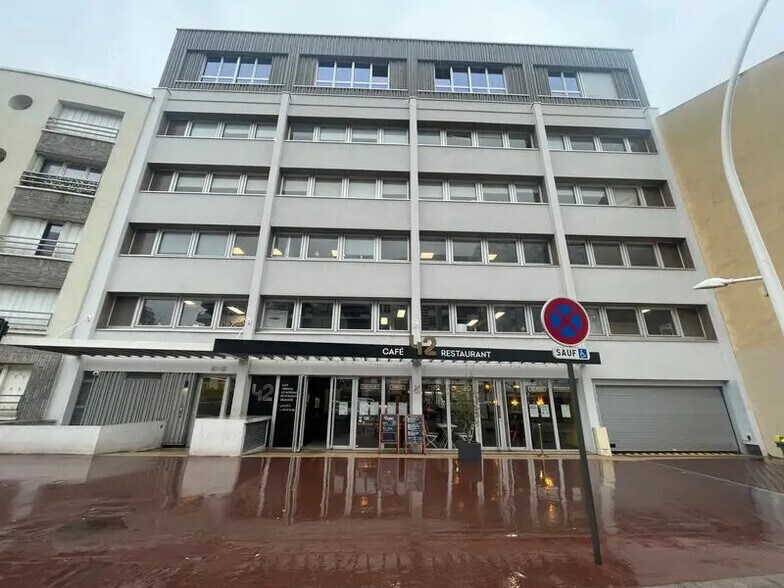 42 Rue Barbès, Montrouge to rent - Building Photo - Image 1 of 11