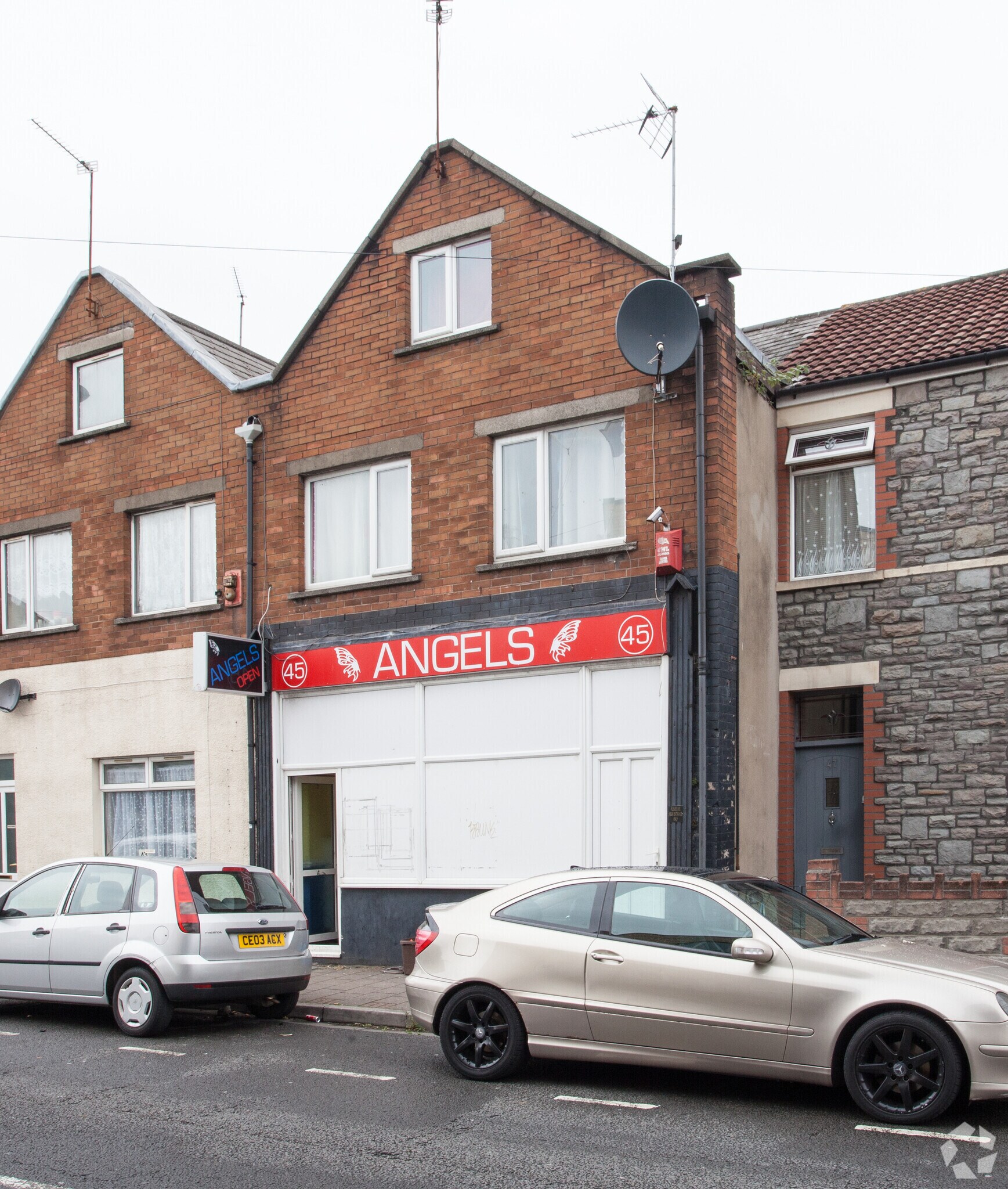 45 Broadway, Cardiff for sale Primary Photo- Image 1 of 1
