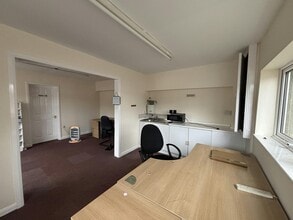 Unit 31e, Blythe Business Park, Sandon Road, Stoke On Trent to rent Interior Photo- Image 1 of 2