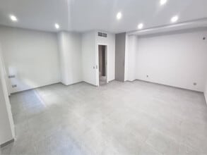 Office / Retail in Granollers, Barcelona to rent Interior Photo- Image 2 of 4