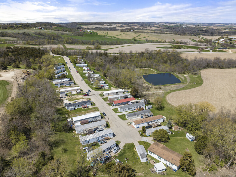 15462 Lewis Rd, Dubuque, IA for sale - Aerial - Image 1 of 1