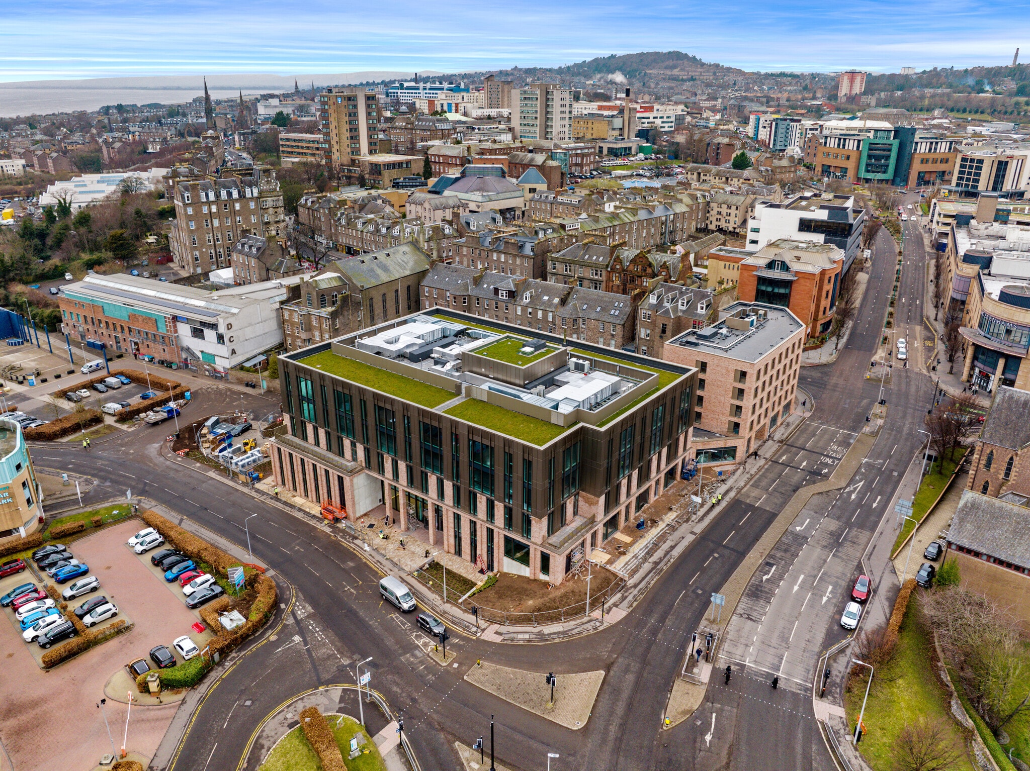 2 Greenmarket, Dundee to rent Primary Photo- Image 1 of 12