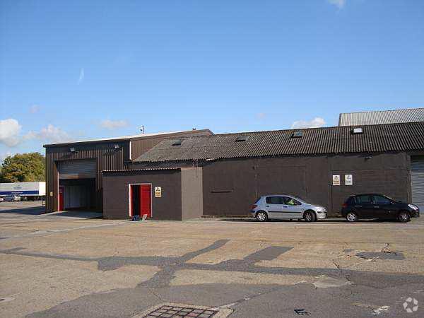 Stifford Rd, South Ockendon for sale - Primary Photo - Image 1 of 1