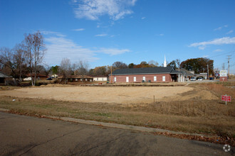 704 Springridge Rd, Clinton, MS for sale Primary Photo- Image 1 of 1