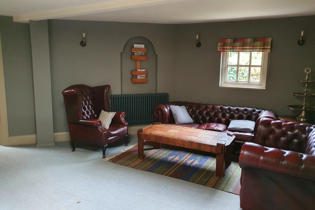 The Craven Arms, Cheltenham for rent - Interior Photo - Image 3 of 6