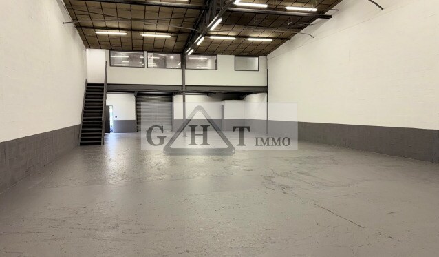 Industrial in Argenteuil to rent Interior Photo- Image 1 of 5