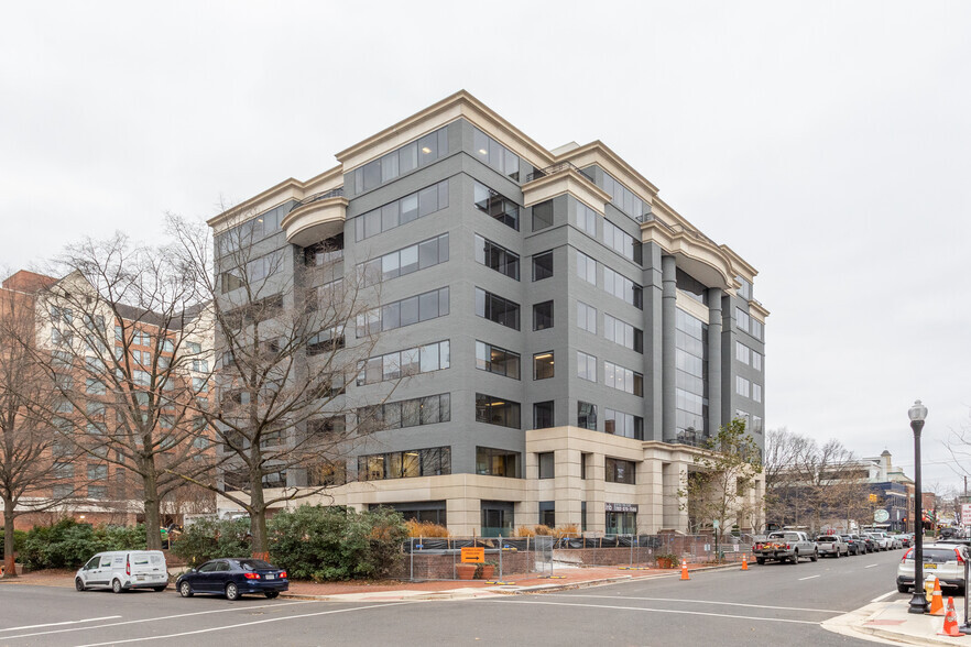 500 Montgomery St, Alexandria, VA for rent - Building Photo - Image 2 of 7