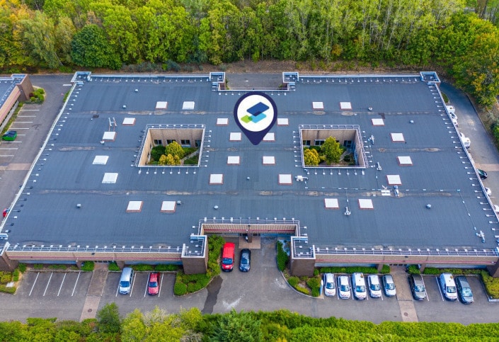 Industrial in Trappes to rent Aerial- Image 1 of 13