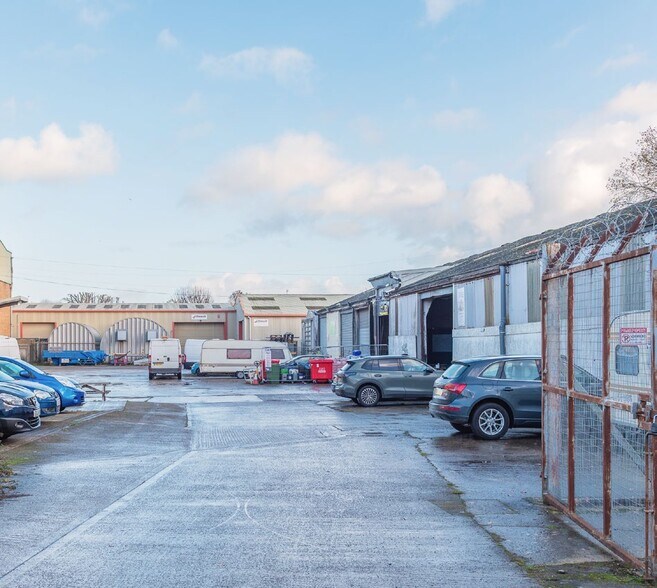 South Marston, South Marston for sale - Building Photo - Image 3 of 4