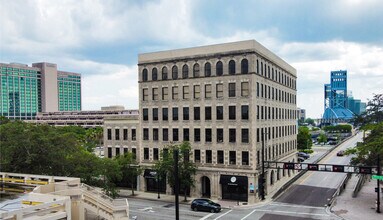 6 E Bay St, Jacksonville, FL for rent Building Photo- Image 1 of 9