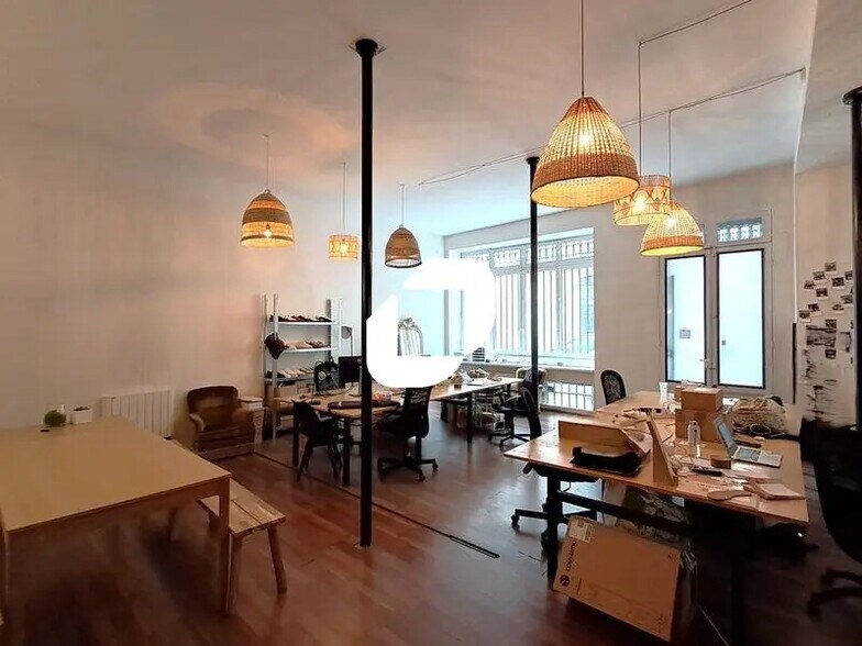 Office in Bordeaux to rent - Interior Photo - Image 2 of 6