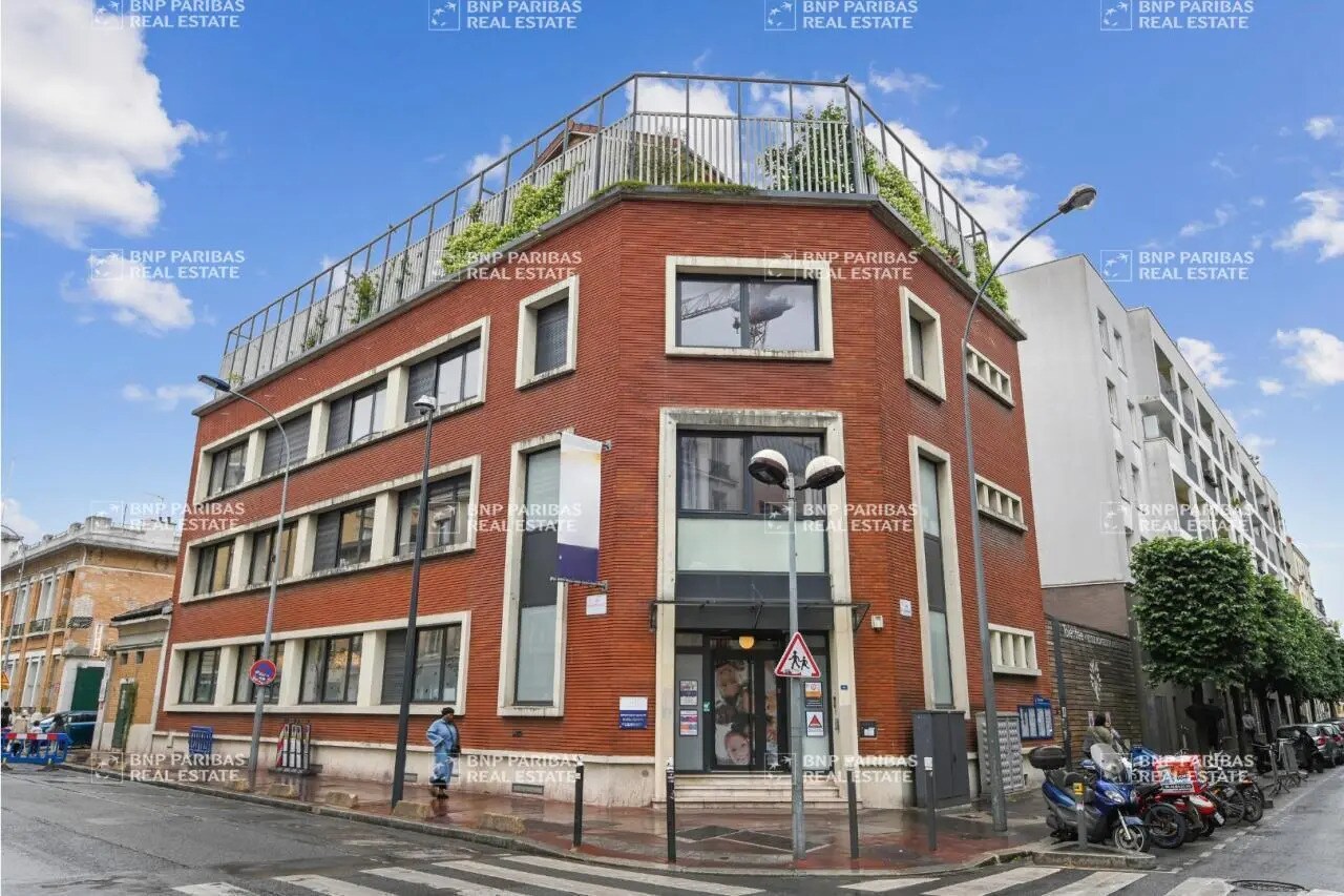 Office in Saint-Ouen-sur-Seine for sale Building Photo- Image 1 of 30