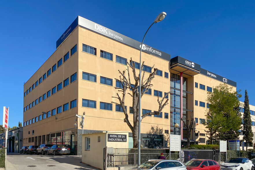 Avenida De La Industria, 32, Alcobendas, Madrid for sale - Building Photo - Image 2 of 10