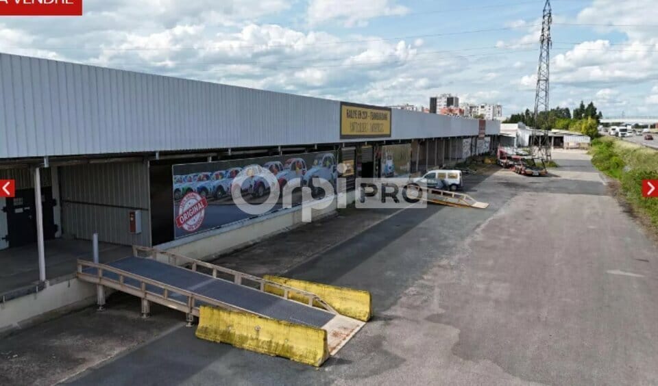 300 Rue Alexandre Richetta, Villefranche-sur-Saône for sale - Building Photo - Image 3 of 6